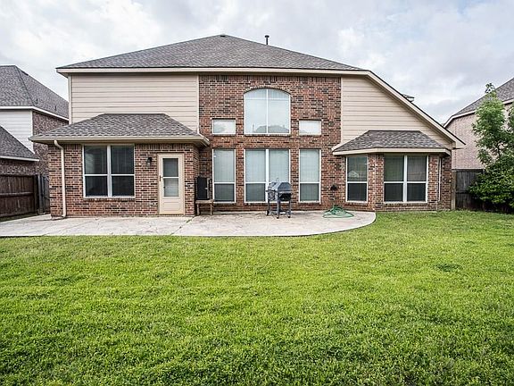4th image of 8708 Ponderosa Dr