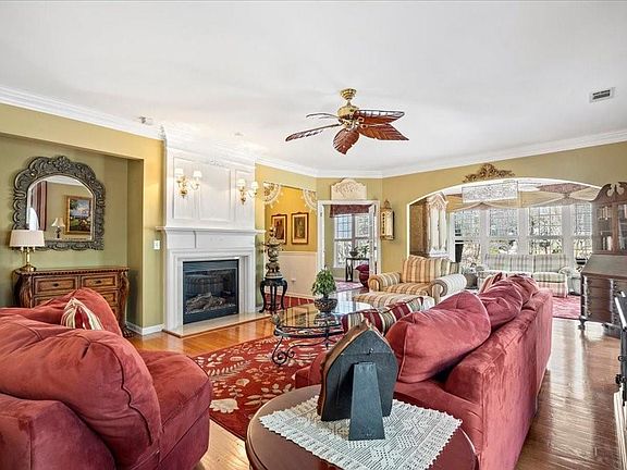 5th image of 5015 Kings Common Way