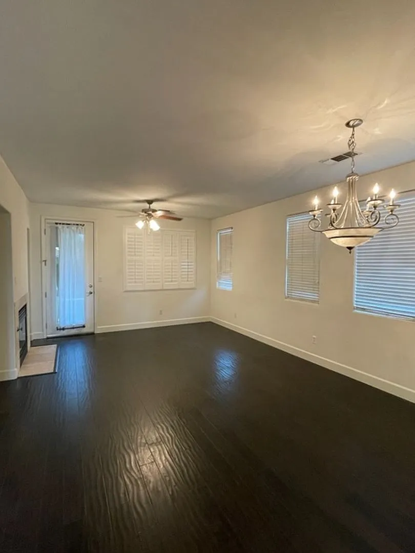 Building Photo - 11702 Morgan Hill Dr