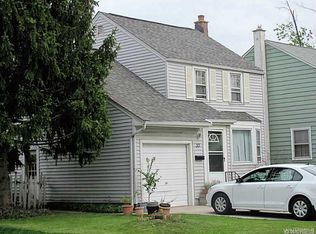 33 Allendale Rd, Cheektowaga, NY 14215