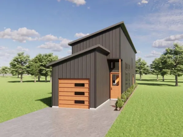 429B Ash St, Tomball, TX 77375