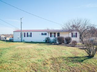 230 Bell Farm Rd, Jeffersonville, KY 40337