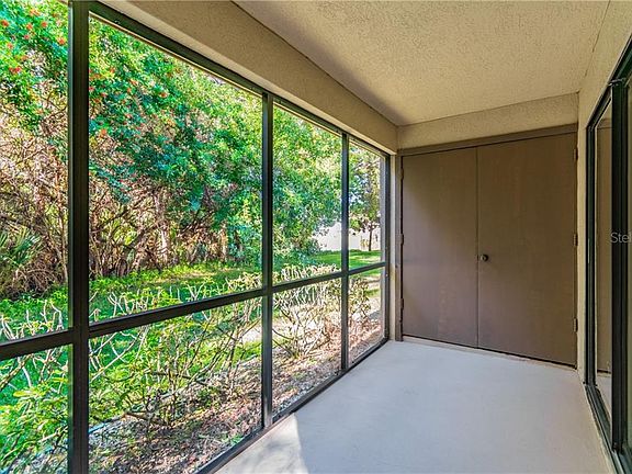 5th image of 103 Woodlake Ln #103