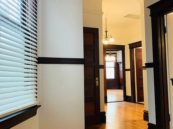 4th image of 4672 18th St #4672