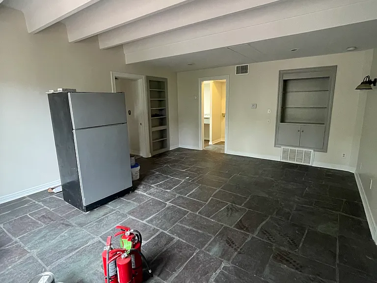 253 N Jackson St #5 — Photo 9