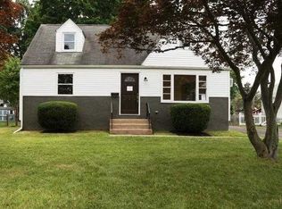 2870 E County Line Rd, Hatboro, PA 19040