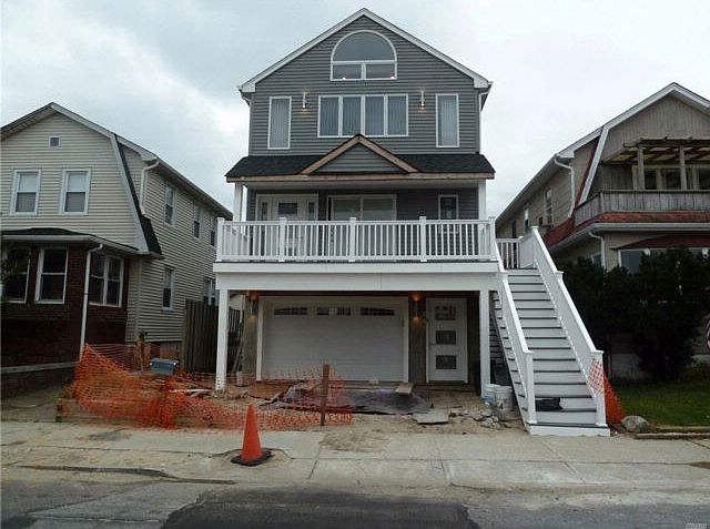 1st image of 546 W Hudson St