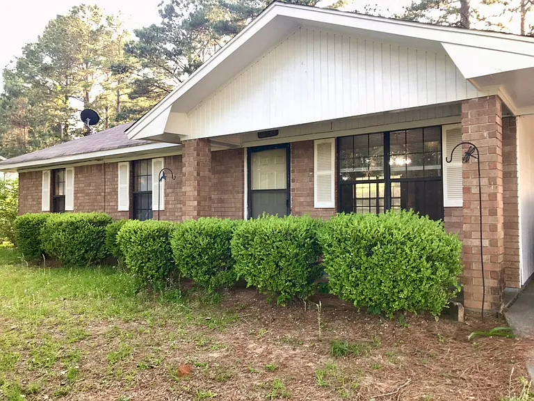 509 Fincher Rd — Photo 2
