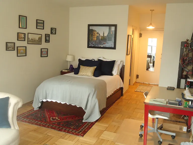 Foyer Entry with closet needs to Living Area