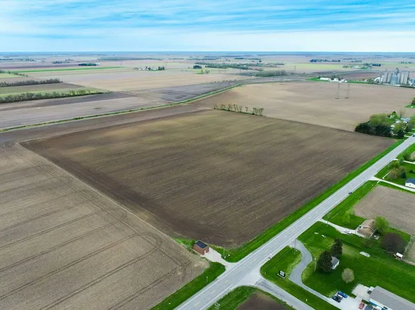 227 E 400 S, Valparaiso, IN 46383