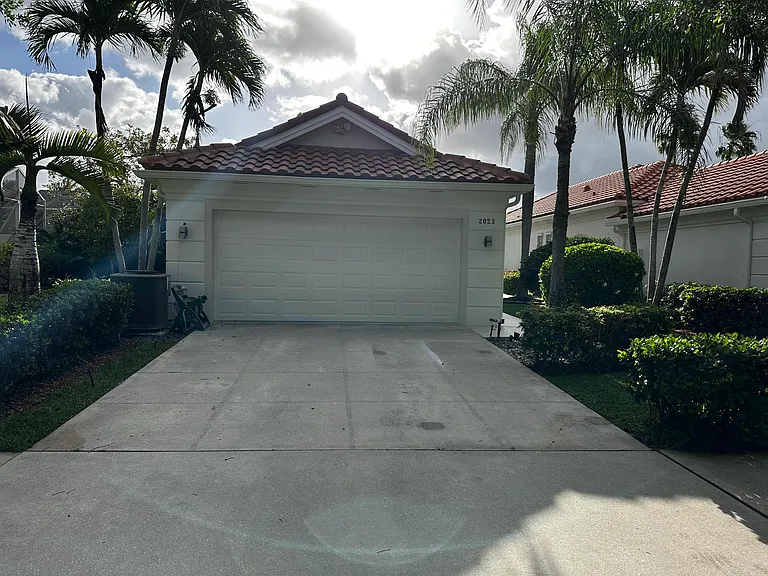 2023 Valencia Dr — Photo 22