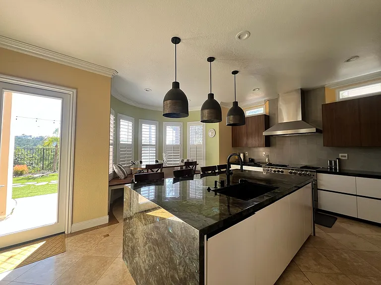 3960 Lago Di Grata Cir — Photo 3