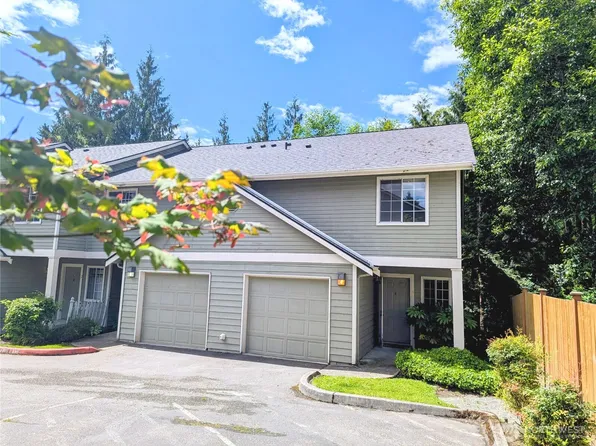 9825 18th Avenue W #E4, Everett, WA 98204