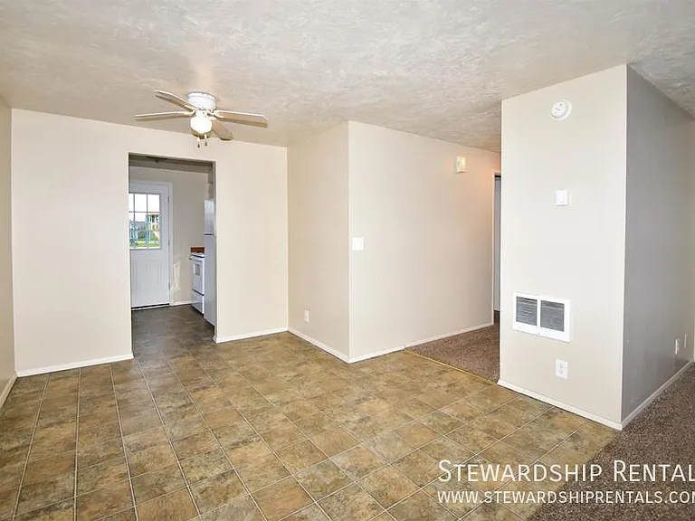 336 S 51st Pl — Photo 12