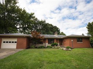 596 E College St, Oberlin, OH 44074