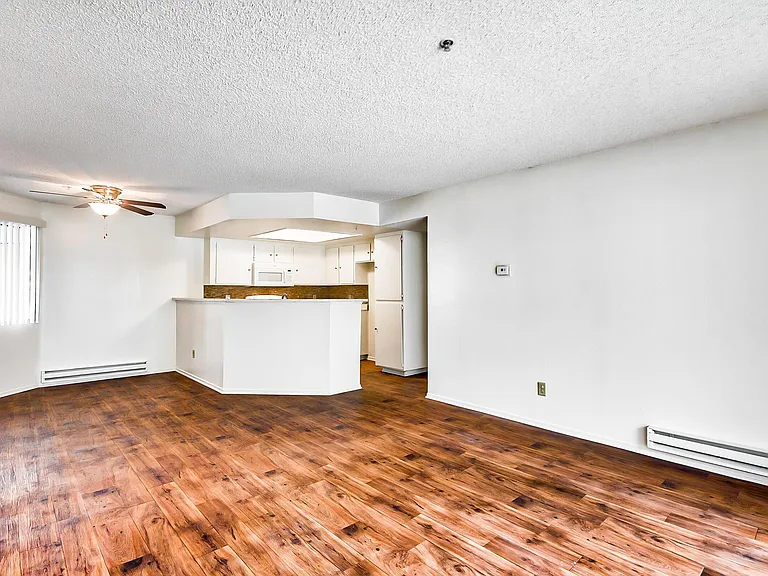 Park Center Place Apartments — Photo 14
