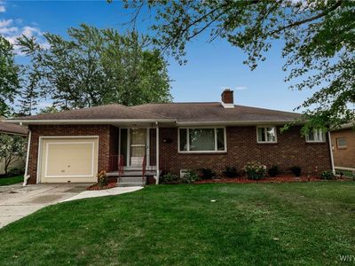 36 Grant Rd, Amherst, NY, 14226