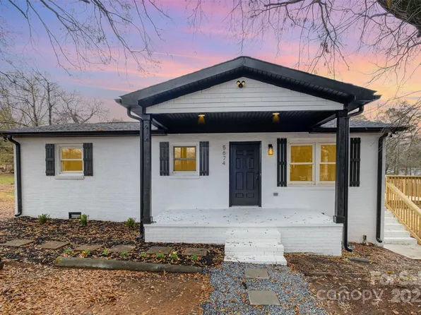 5674 Alan D Good Ln, Conover, NC 28613