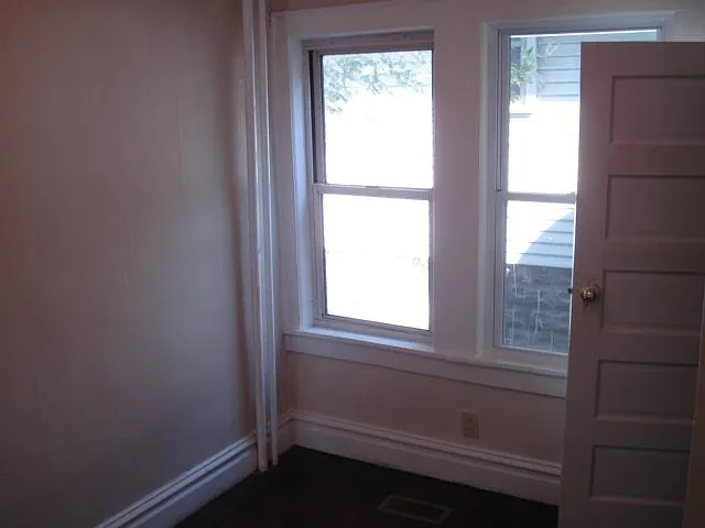 1037 Beard St #1 — Photo 12