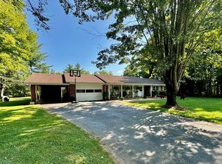 98 Foggy Top Ln, Galax, VA 24333