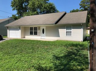 505 Center St, Carterville, IL
