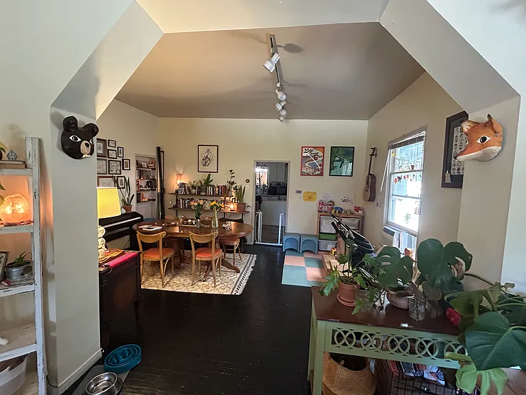 625 15th Ave E #1 — Photo 5
