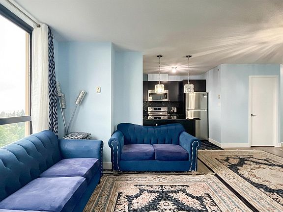 5th image of 7225 Acorn Ave #1105