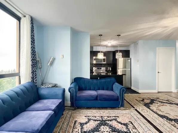 7225 Acorn Ave #1105, Burnaby, BC V5E 0A9
