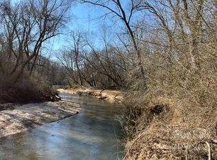 999 Coxe Rd #5, Tryon, NC 28782