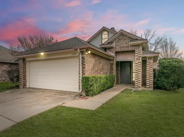6740 Driffield Cir E, North Richland Hills, TX 76182