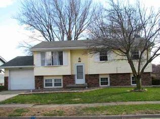 1825 Taft Dr, Normal, IL 61761