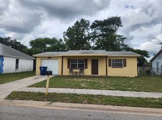 9755 Mapleton Ln, Port Richey, FL 34668