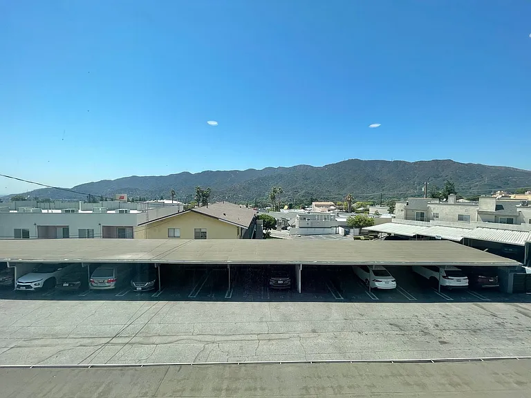 FOOTHILL VILLAGE — Photo 108