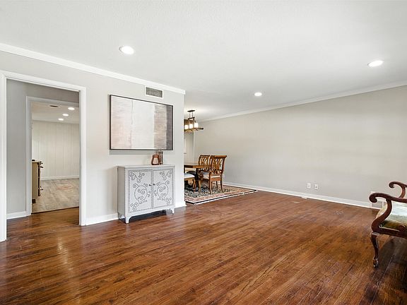 5th image of 4120 Rothington Rd