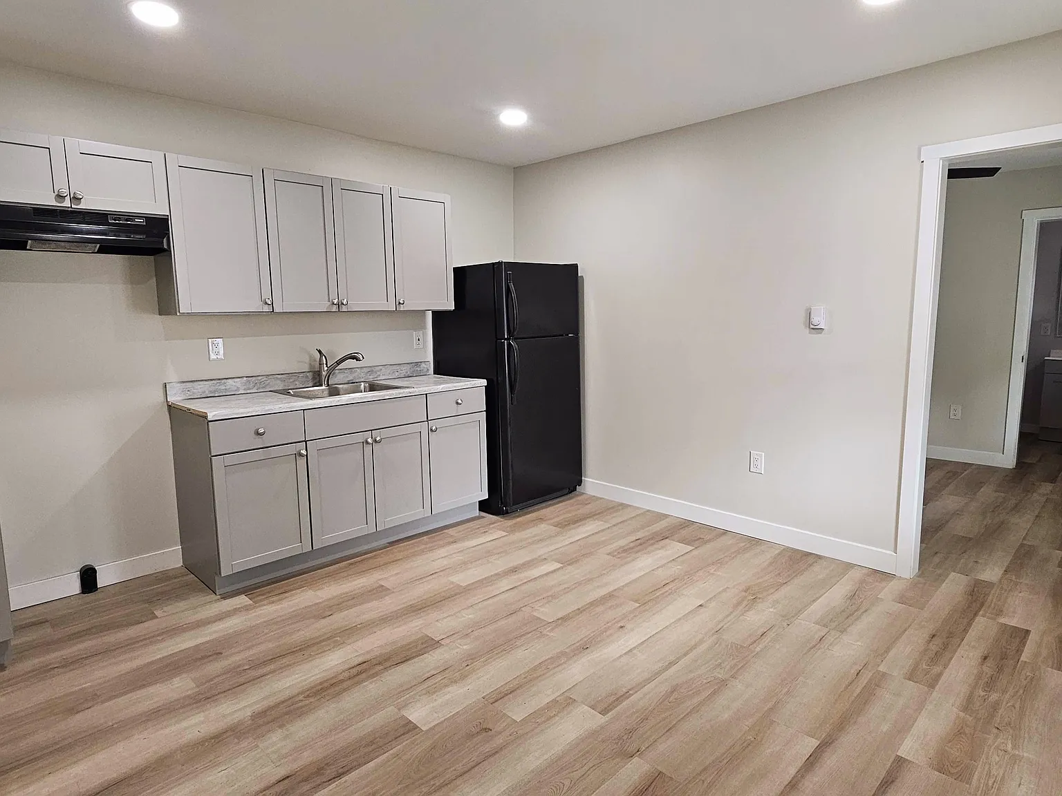 1 bed, 400 sqft, $1,500 — Photo 1