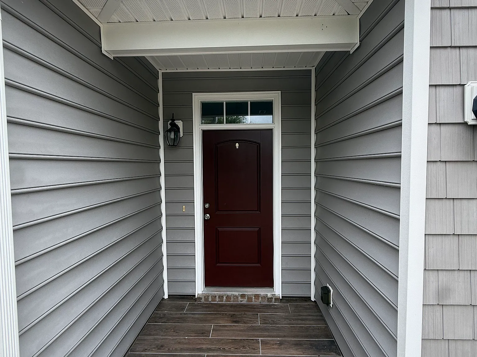 3 bed, 2150 sqft, $2,250 — Photo 2