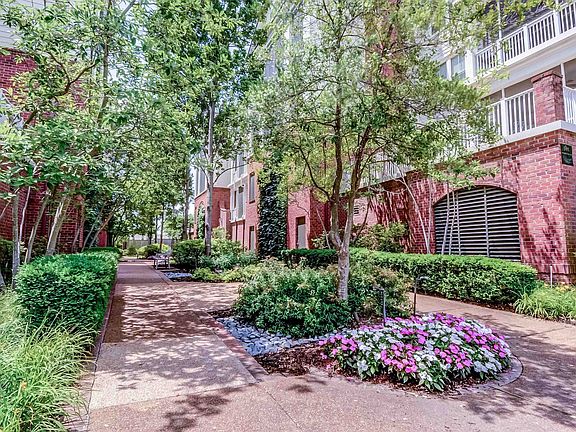 4th image of 591 Lexington Club Ct APT 303