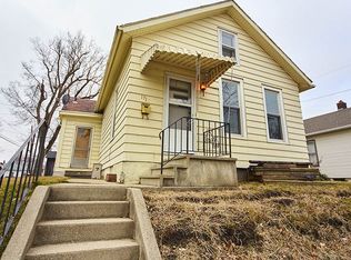 1717 Hensch St, Fort Wayne, IN 46808