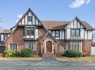 920 Centre St, Newton, MA 02459