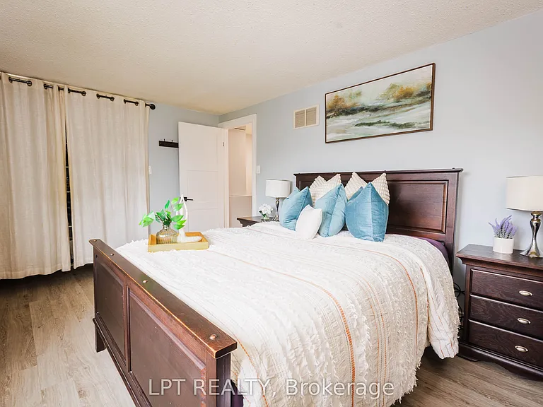 318 Laurier Ave #3 — Photo 11