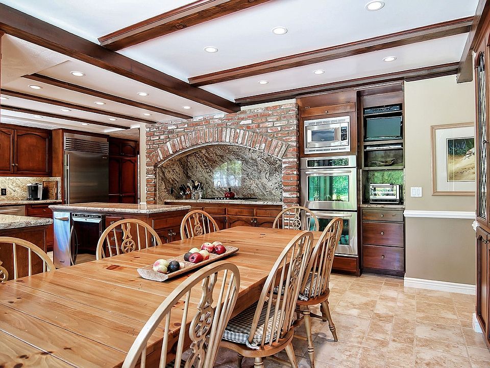 1st image of 3906 Lake Vista Ct