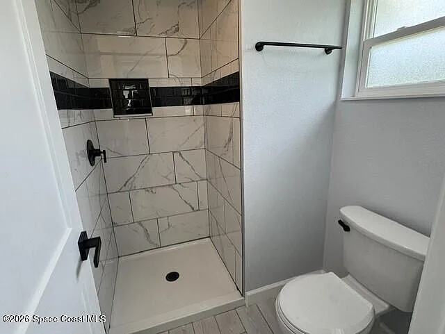 2137 Canterbury Ln — Photo 19