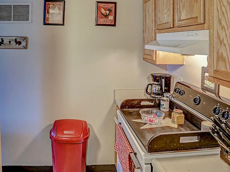 Glennview Apartments — Photo 18