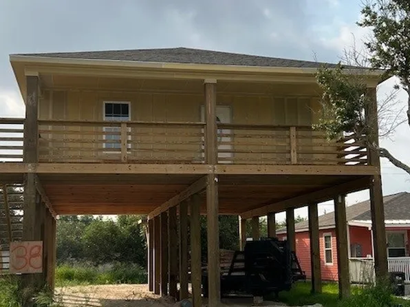 38 Redfish Dr, Rockport, TX 78382