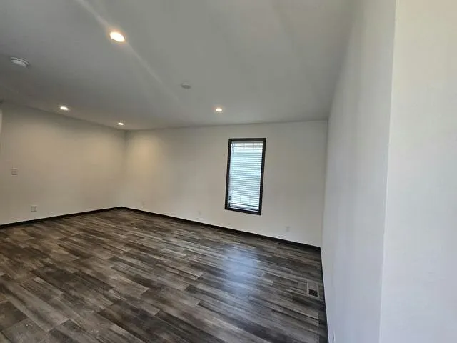 361 Brutus Dr #340 — Photo 7