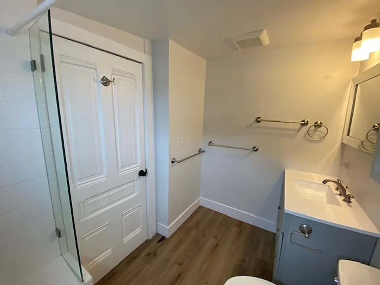 542 Pine Ave — Photo 22