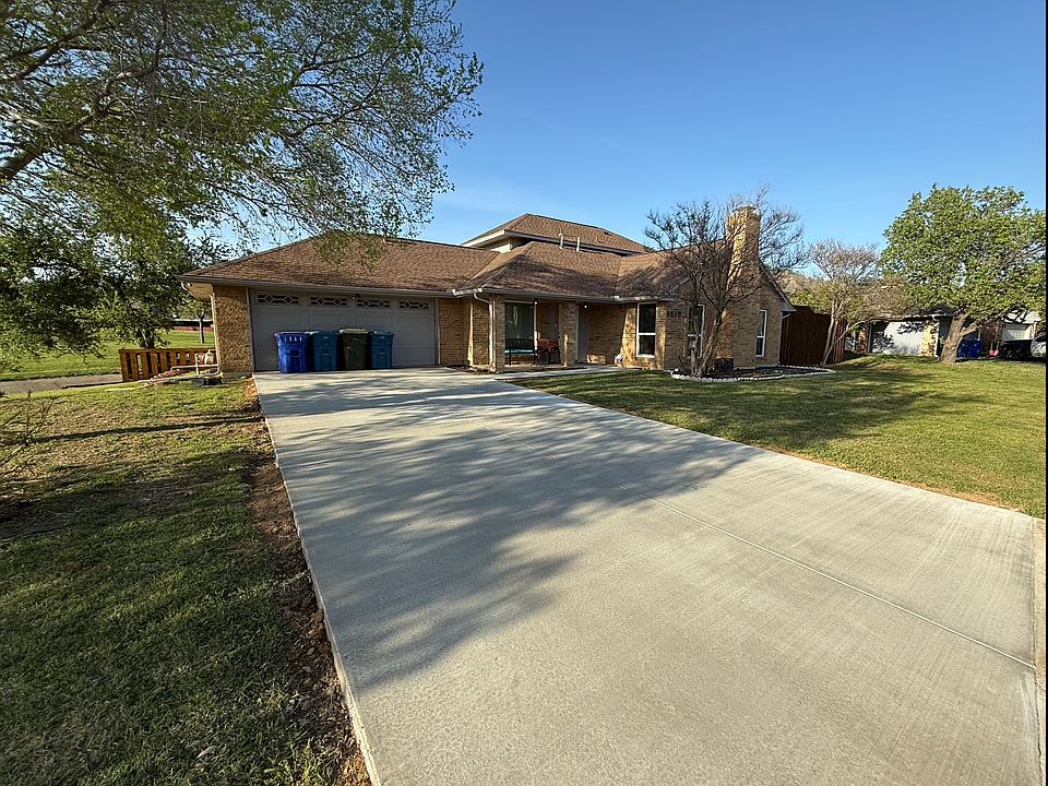 1st image of 1515 Raleigh Dr