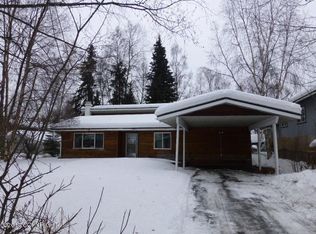 634 Lynnwood Dr, Anchorage, AK 99518