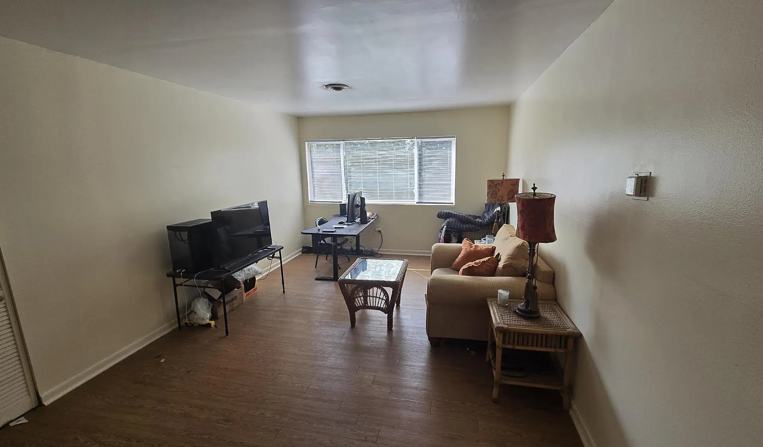 2 bed, 975 sqft, $1,195 — Photo 3