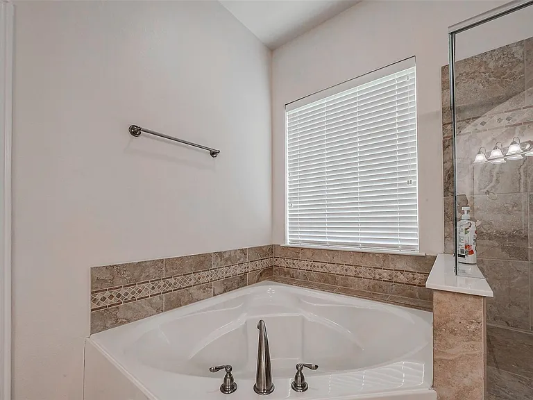28314 Calaveras Lake Dr — Photo 24